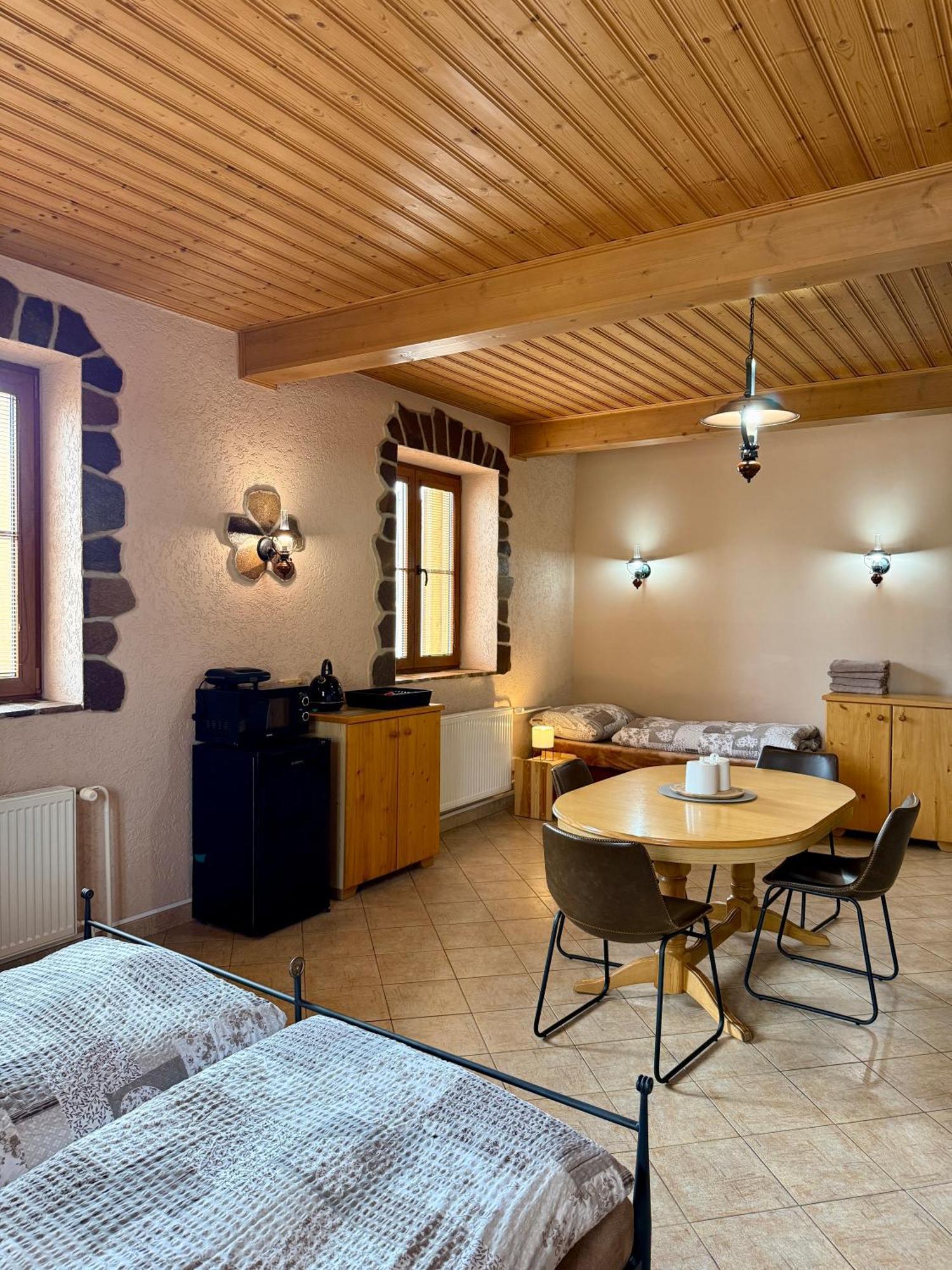 U Grobiana Guest house *